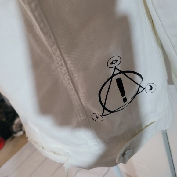Panic! At The Disco Size S Pray For The Wicked 2018 Official White Jean Jacket - Picture 6 of 16
